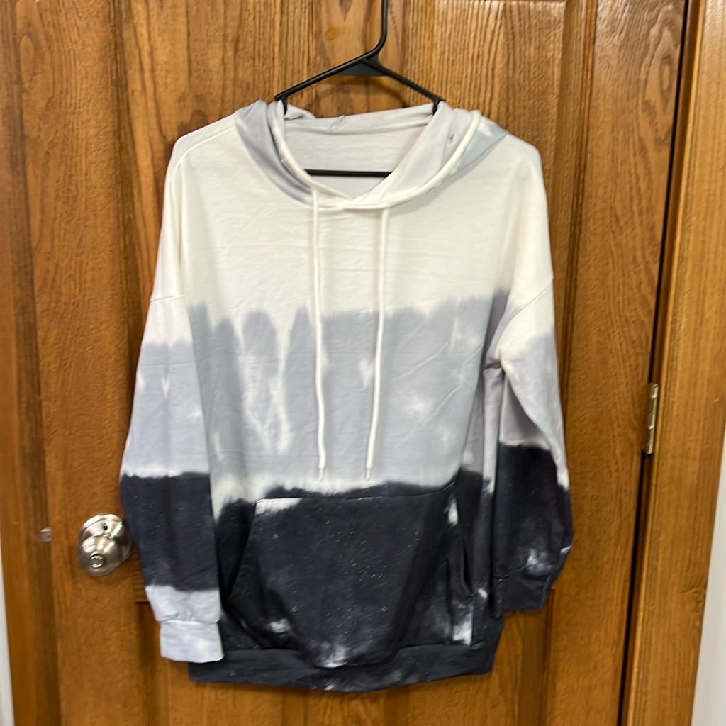 Women’s Small Hoodie